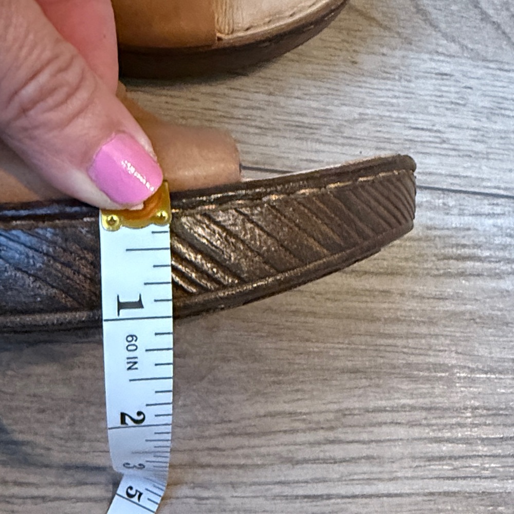 Born cross cross tan leather slide platform heels 9 - Picture 6 of 7